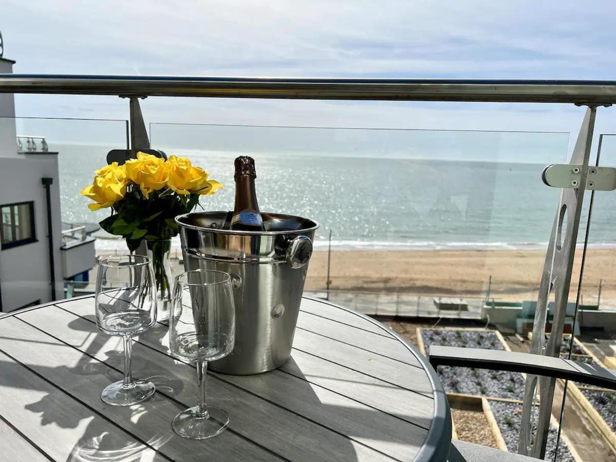 Sohot Stays Royal Sands Seaview Apt Free Parking Sleeps 4 拉姆斯盖特 外观 照片
