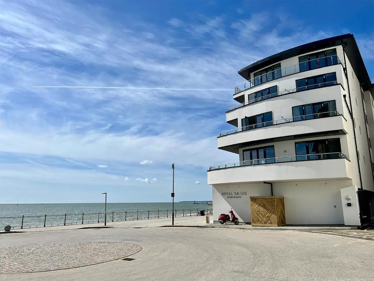 Sohot Stays Royal Sands Seaview Apt Free Parking Sleeps 4 拉姆斯盖特 外观 照片